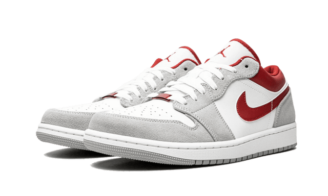 air-jordan-1-low-se-light-smoke-grey-gym-red-ddd5b9-3