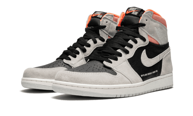 air-jordan-1-retro-high-neutral-grey-hyper-crimson-ddd5b9-3