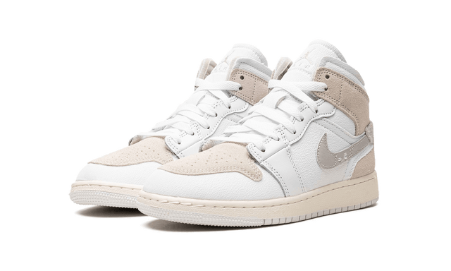 air-jordan-1-mid-se-craft-inside-out-white-grey-ddd5b9-3