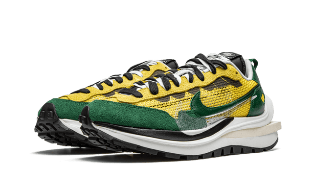 vaporwaffle-sacai-tour-yellow-stadium-green-ddd5b9-3