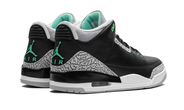 Air Jordan Air Jordan 3 Retro Green Glow - CT8532-031 / DM0967-031