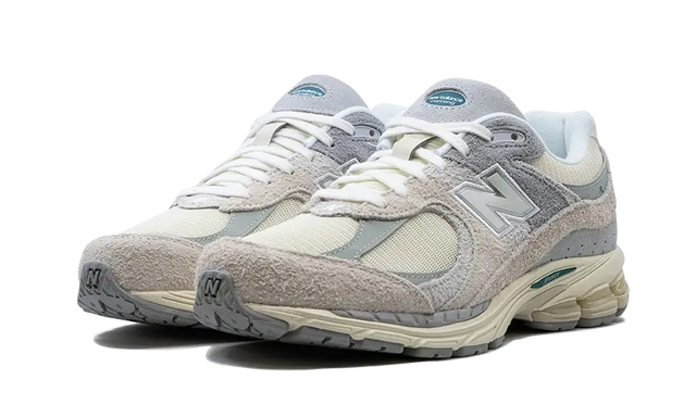 New Balance 2002R Linen - M2002REK