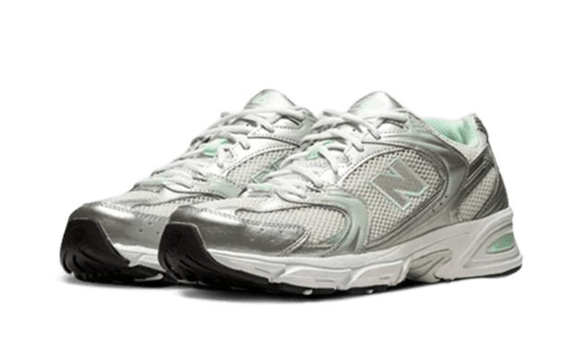530-white-cosmic-jade-ddd5b9-3