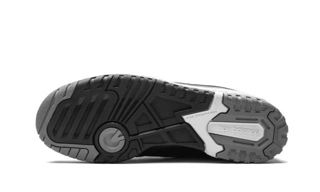 550-shadow-ddd5b9-3