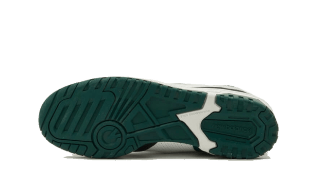 550-white-green-black-ddd5b9-3