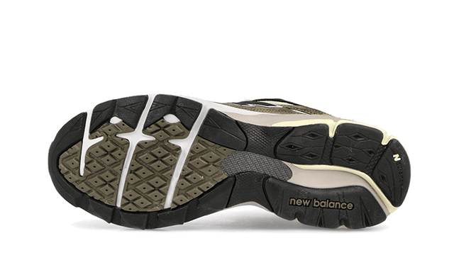 990-v3-made-in-usa-green-cream-ddd5b9-3