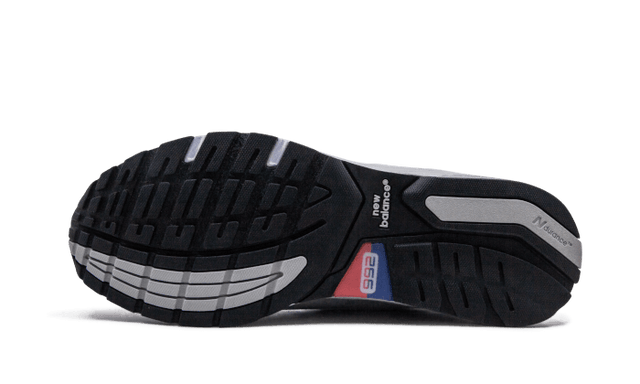 992-grey-ddd5b9-3