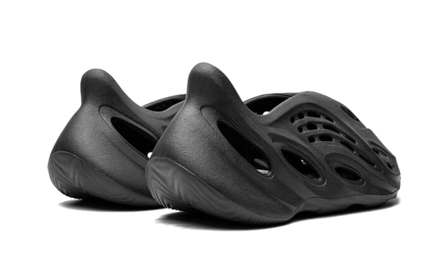 yeezy-foam-rnnr-onyx-ddd5b9-3