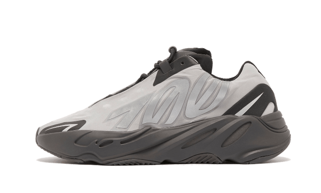 yeezy-700-mnvn-metallic-ddd5b9-3