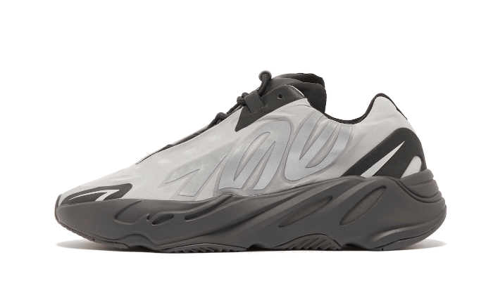 yeezy-700-mnvn-metallic-ddd5b9-3