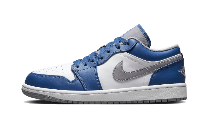 air-jordan-1-low-true-blue-ddd5b9-3