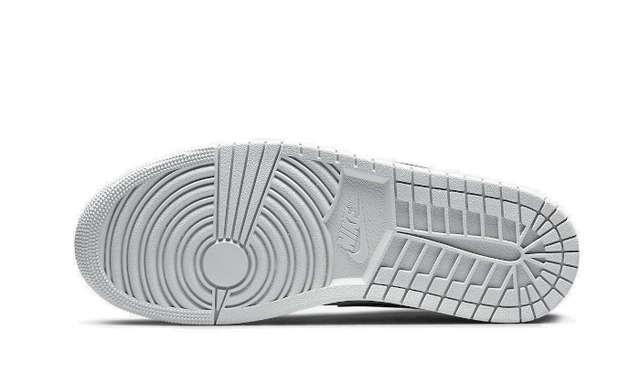 air-jordan-1-low-shadow-toe-ddd5b9-3