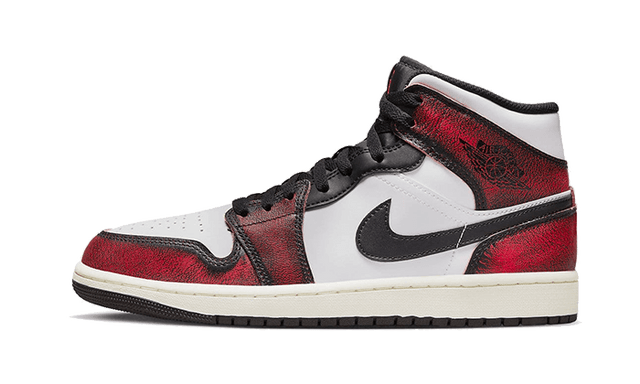 air-jordan-1-mid-se-wear-away-chicago-ddd5b9-3