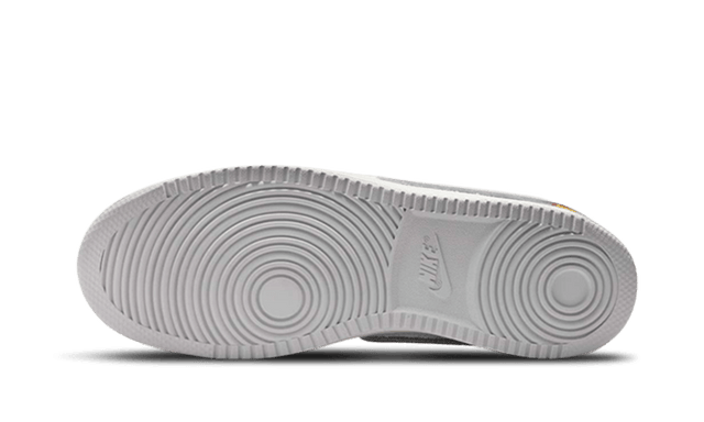 air-jordan-1-retro-ajko-low-sp-union-neutral-grey-ddd5b9-3