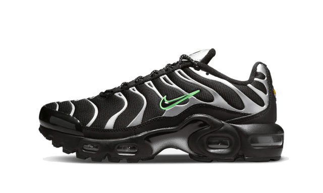 air-max-plus-black-silver-green-strike-ddd5b9-3