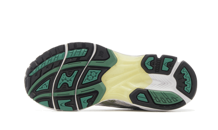 gel-kayano-14-white-pure-silver-slate-grey-sage-ddd5b9-3