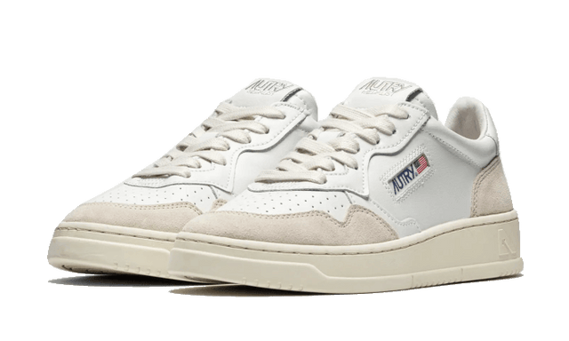 medalist-leather-suede-low-white-ddd5b9-3