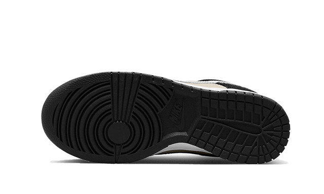 dunk-low-starry-laces-ddd5b9-3