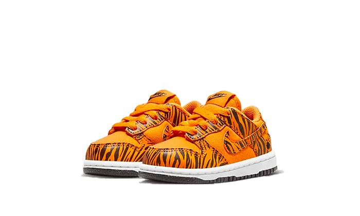 dunk-low-next-nature-ps-tiger-stripes-bb-td-ddd5b9-3