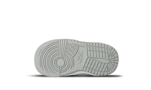 dunk-low-two-toned-grey-bb-td-ddd5b9-3
