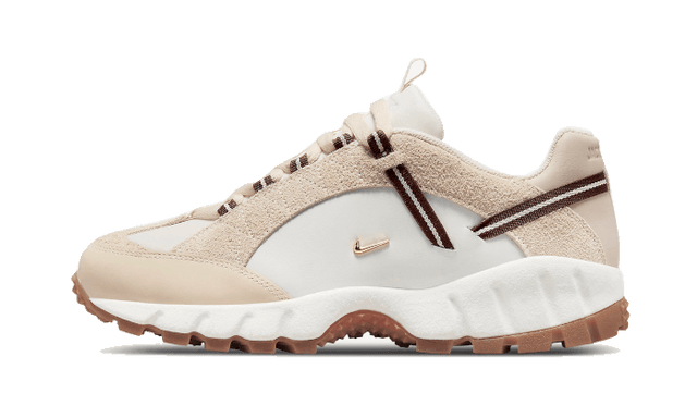 air-humara-lx-jacquemus-beige-ddd5b9-3