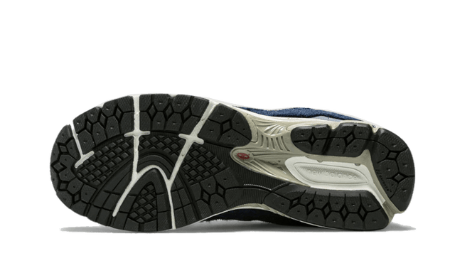2002r-protection-pack-navy-ddd5b9-3