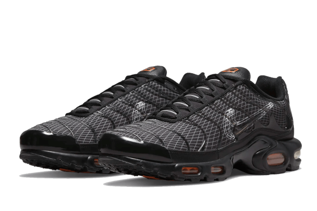 air-max-plus-3d-swoosh-black-ddd5b9-3