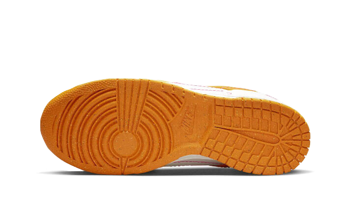 dunk-low-disrupt-2-sunrise-ddd5b9-3