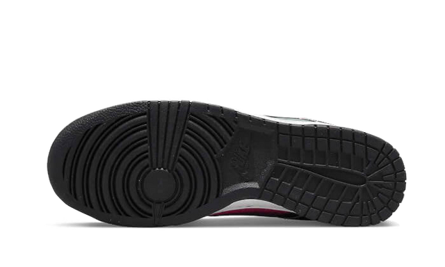 dunk-low-graffiti-pink-ddd5b9-3