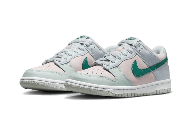 dunk-low-mineral-teal-ddd5b9-3