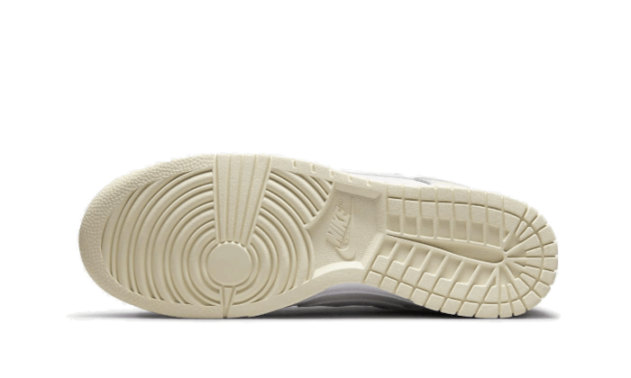 dunk-low-coconut-milk-ddd5b9-3