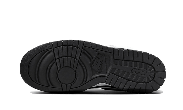 dunk-low-jumbo-reverse-panda-ddd5b9-3