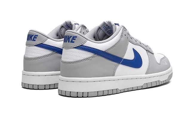 dunk-low-mini-swoosh-wolf-grey-game-royal-ddd5b9-3