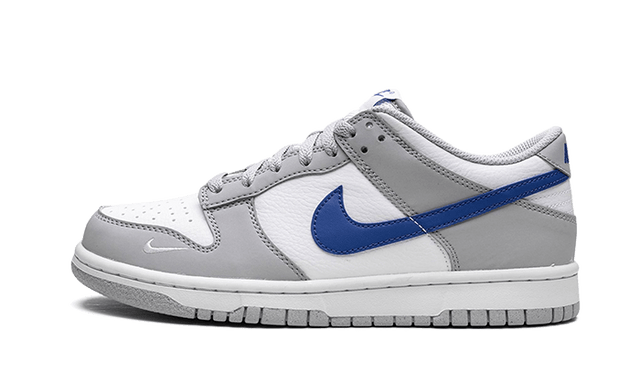 dunk-low-mini-swoosh-wolf-grey-game-royal-ddd5b9-3