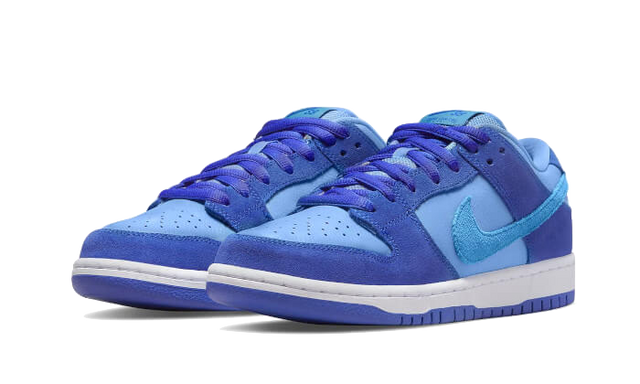 sb-dunk-low-blue-raspberry-ddd5b9-3