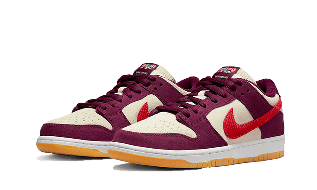 sb-dunk-low-skate-like-a-girl-bordeaux-ddd5b9-3