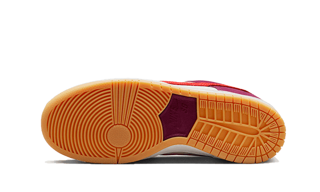 sb-dunk-low-skate-like-a-girl-bordeaux-ddd5b9-3
