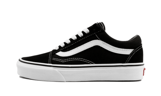 old-skool-black-white-ddd5b9-3