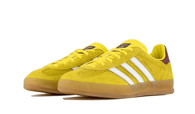 gazelle-indoor-bright-yellow-burgundy-ddd5b9-3