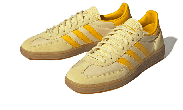 handball-spezial-almost-yellow-ddd5b9-3