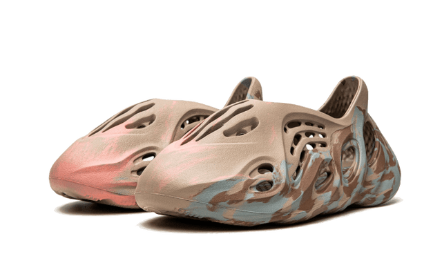yeezy-foam-rnnr-mx-sand-grey-ddd5b9-3