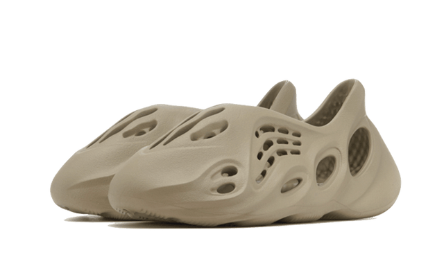 yeezy-foam-rnnr-stone-salt-ddd5b9-3