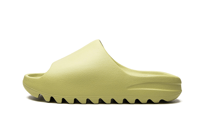 yeezy-slide-resin-restock-pair-ddd5b9-3