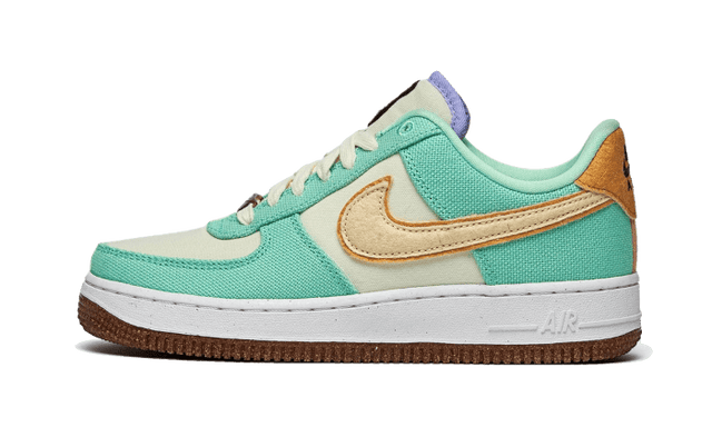 air-force-1-low-07-lx-happy-pineapple-green-glow-ddd5b9-3