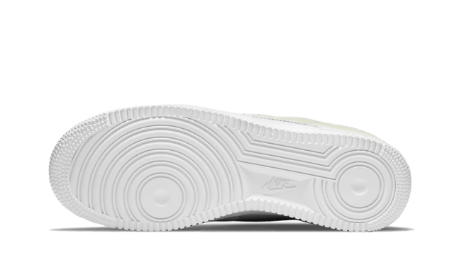 air-force-1-low-white-pony-hair-heel-ddd5b9-3