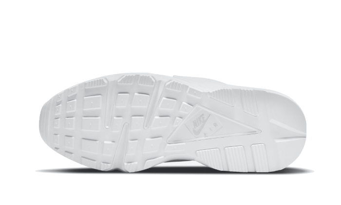 air-huarache-triple-white-2021-ddd5b9-3