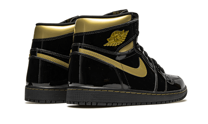 air-jordan-1-high-black-metallic-gold-ddd5b9-3