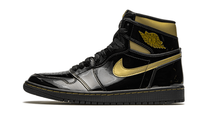 air-jordan-1-high-black-metallic-gold-ddd5b9-3