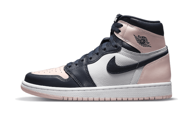 air-jordan-1-high-og-atmosphere-bubble-gum-ddd5b9-3