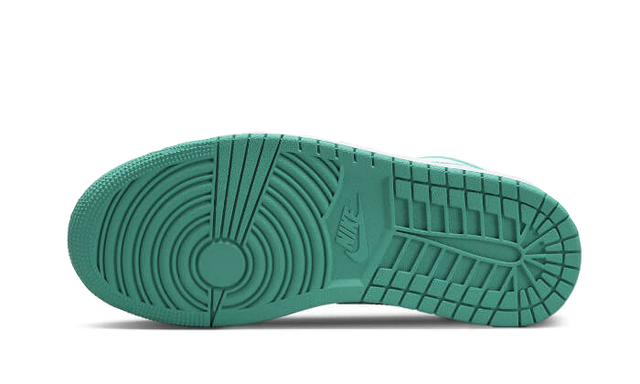 air-jordan-1-low-new-emerald-ddd5b9-3